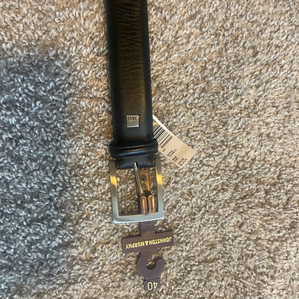 Johnston & Murphy Black Belt- Size 40- Brand New